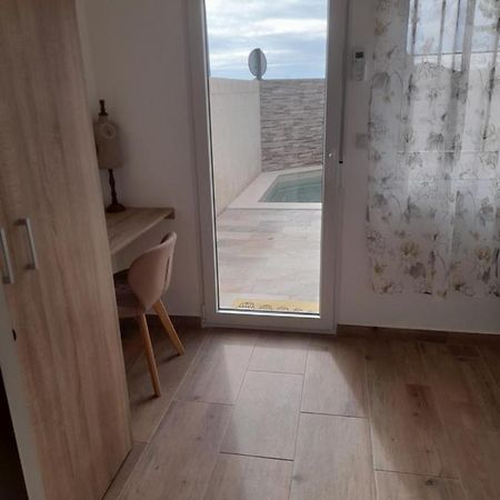 Las Tres Llaves Apartment Barcience Exterior photo