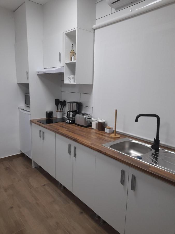 Las Tres Llaves Apartment Barcience Exterior photo